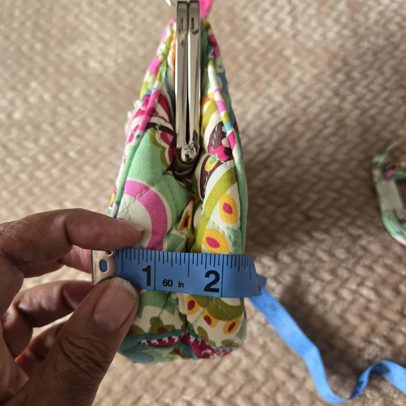 Vera Bradley Mini Frame Crossbody Tutti Frutti NWT Quilted Purse Bag Kiss Lock. - Picture 8 of 15